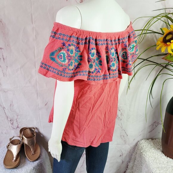 Soft Surroundings embroidered off shoulder top - Picture 3 of 6